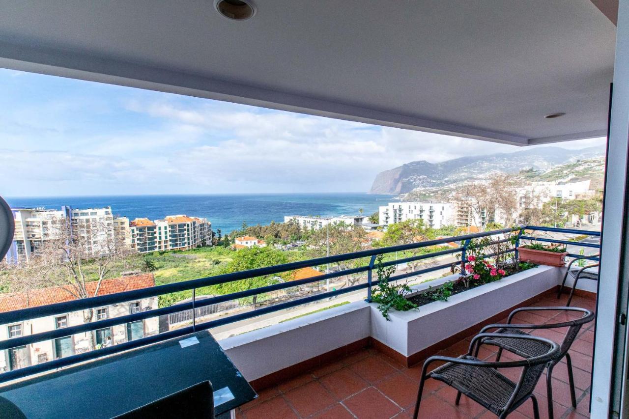 Sea And Sunset View Apartment In Funchal Exterior photo